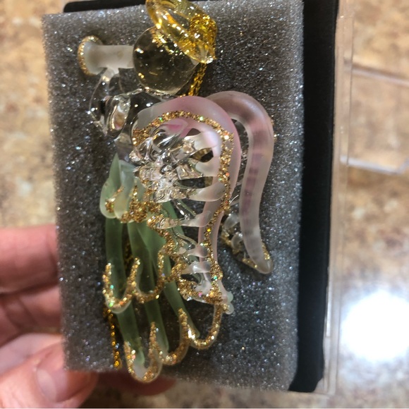 Unique Treasures Hand Made, Hand Spun Multi-Color Glass Angel Ornament - Picture 4 of 11
